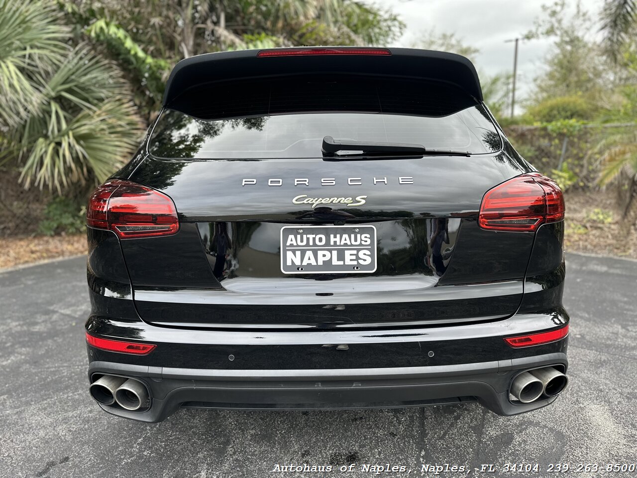 2017 Porsche Cayenne S E-Hybrid Platinum Edition   - Photo 9 - Naples, FL 34104