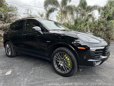 2017 Porsche Cayenne S E-Hybrid Platinum Edition  