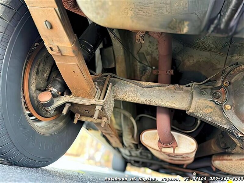 1968 Pontiac Firebird - Photo 24 - Naples, FL 34104