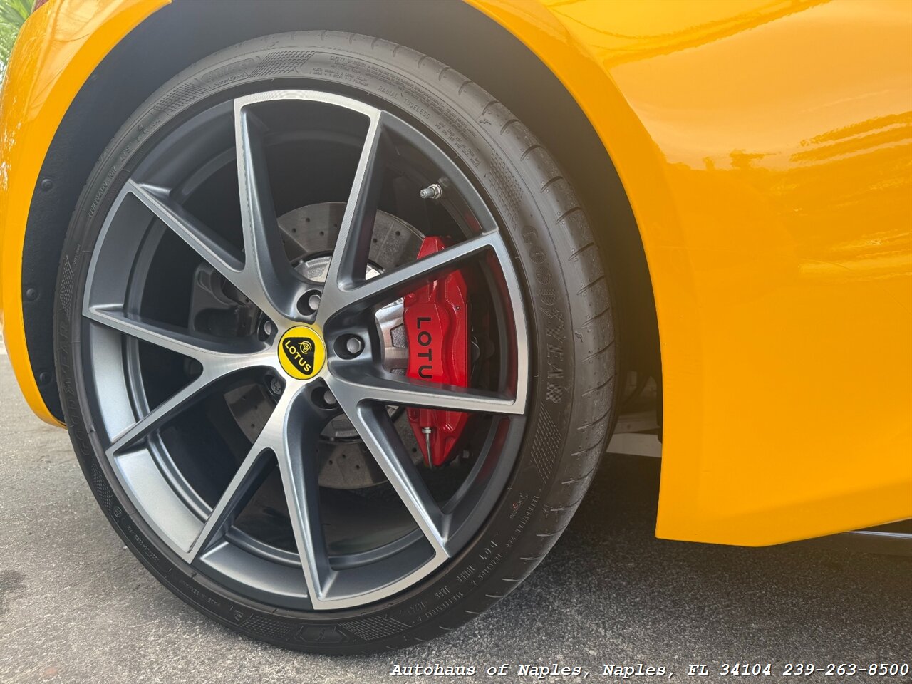 2024 Lotus Emira V6 First Edition - Photo 10 - Naples, FL 34104