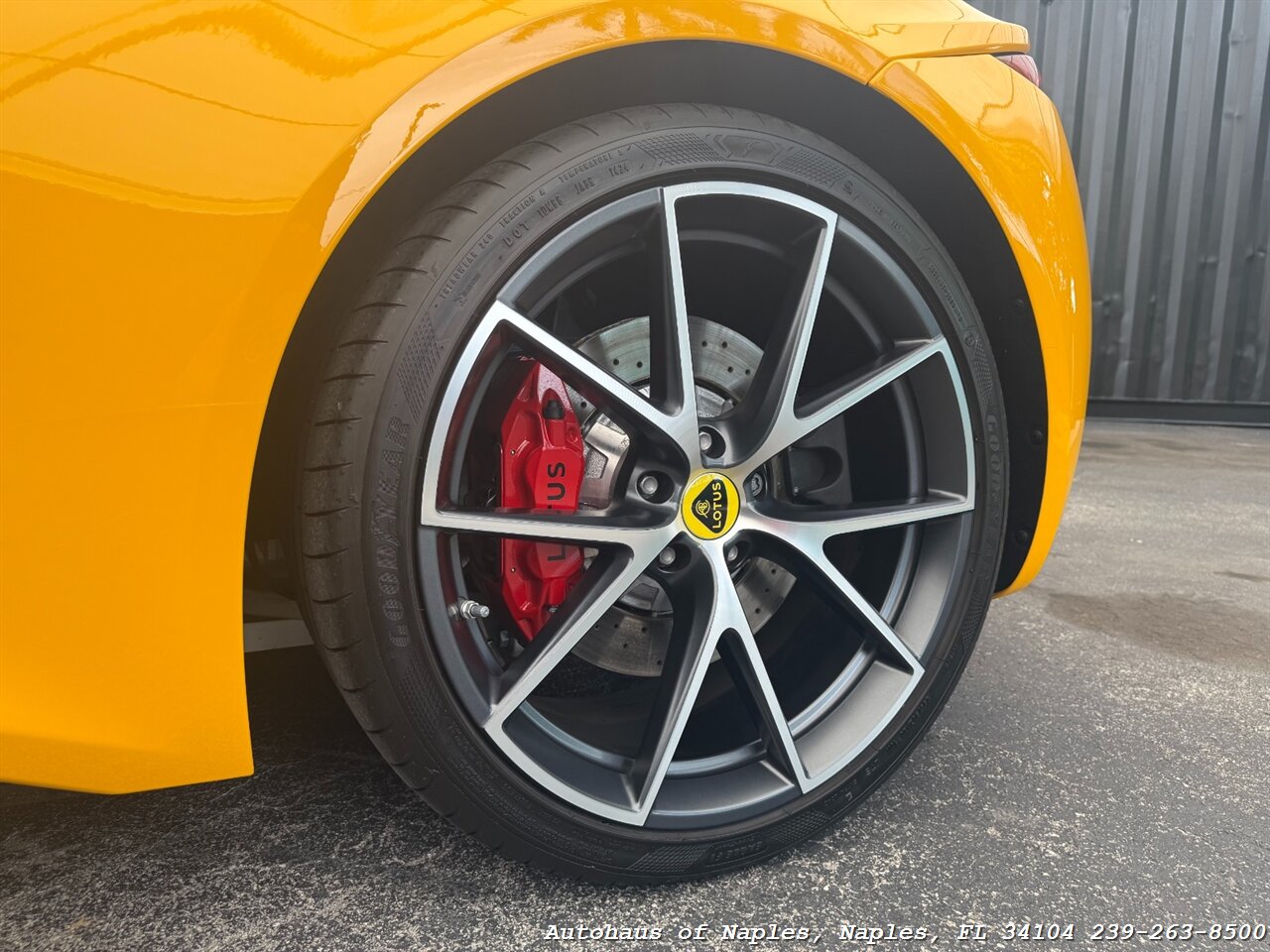 2024 Lotus Emira V6 First Edition - Photo 12 - Naples, FL 34104