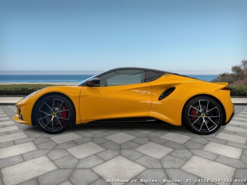 2024 Lotus Emira First Edition photo 4