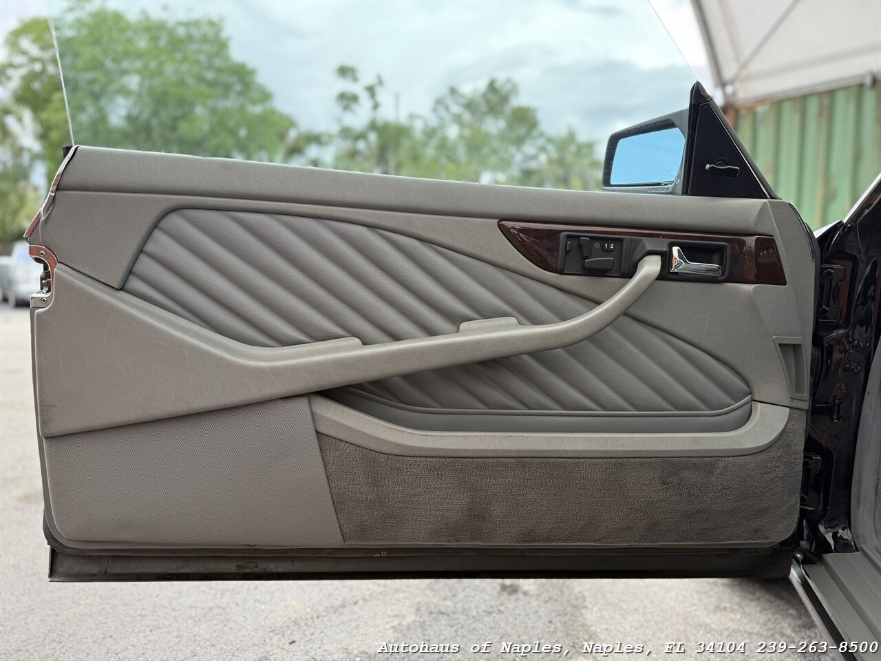 1991 Mercedes-Benz 560-Class 560 SEC   - Photo 25 - Naples, FL 34104