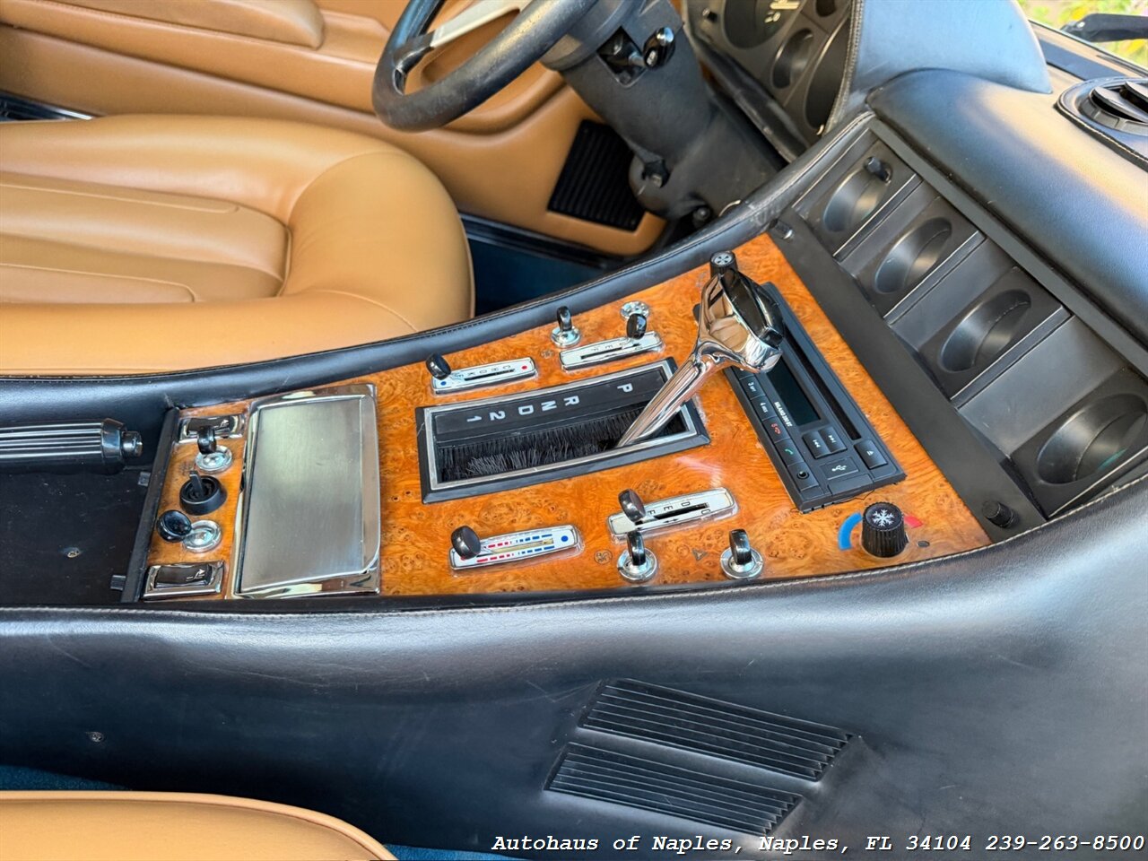 1979 Ferrari 400   - Photo 138 - Naples, FL 34104