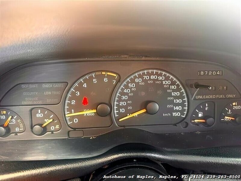 1995 Chevrolet Camaro Z28   - Photo 11 - Naples, FL 34104