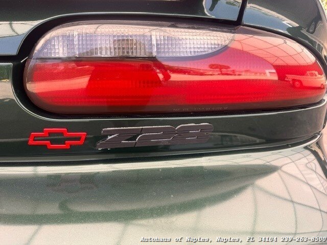 1995 Chevrolet Camaro Z28   - Photo 15 - Naples, FL 34104