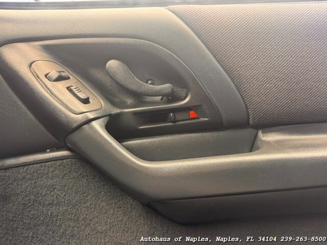 1995 Chevrolet Camaro Z28   - Photo 28 - Naples, FL 34104