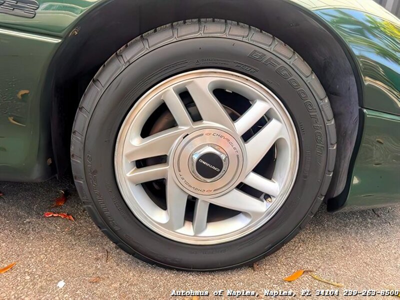 1995 Chevrolet Camaro Z28   - Photo 47 - Naples, FL 34104