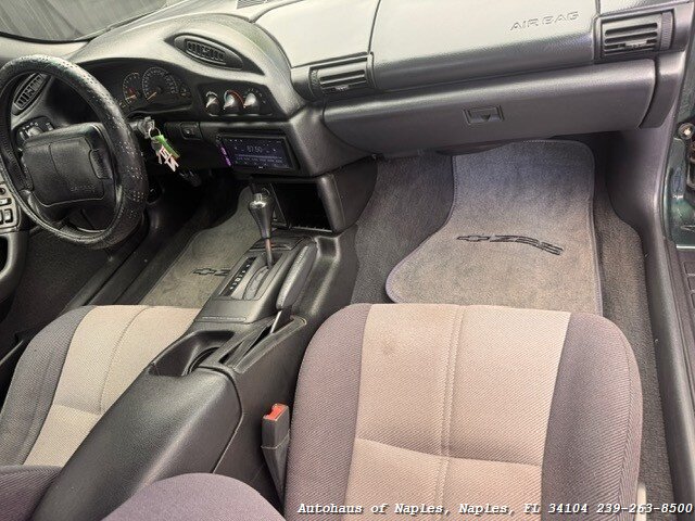 1995 Chevrolet Camaro Z28   - Photo 22 - Naples, FL 34104