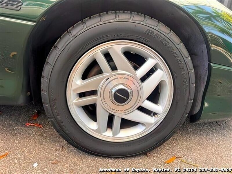 1995 Chevrolet Camaro Z28   - Photo 47 - Naples, FL 34104