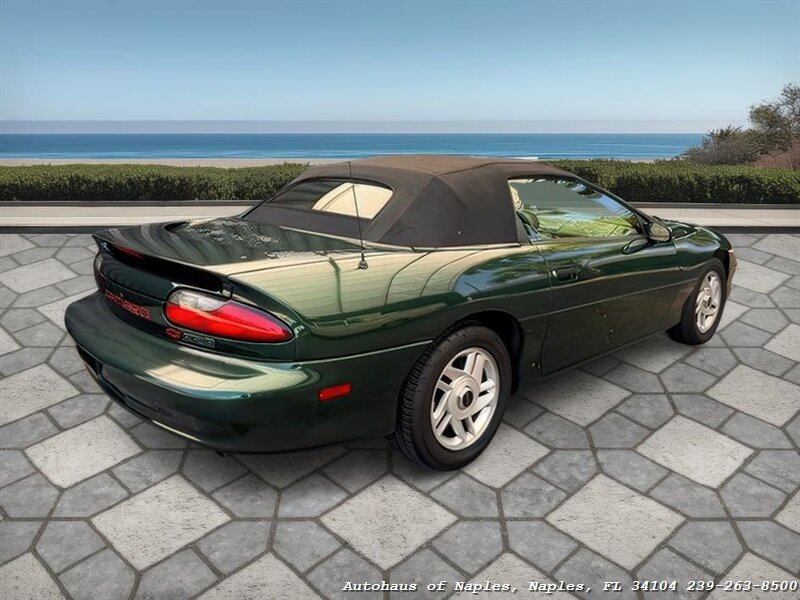 1995 Chevrolet Camaro Z28   - Photo 6 - Naples, FL 34104