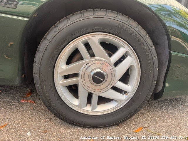 1995 Chevrolet Camaro Z28   - Photo 18 - Naples, FL 34104