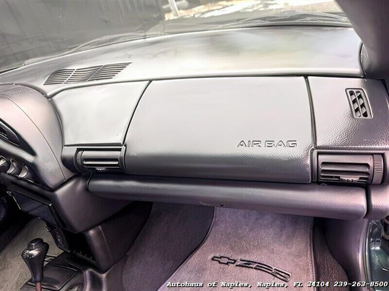 1995 Chevrolet Camaro Z28   - Photo 29 - Naples, FL 34104