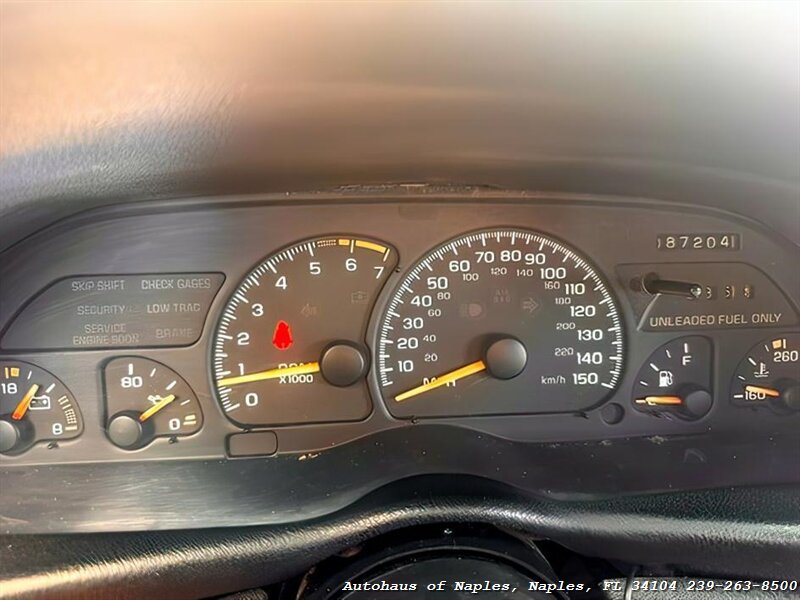 1995 Chevrolet Camaro Z28   - Photo 11 - Naples, FL 34104