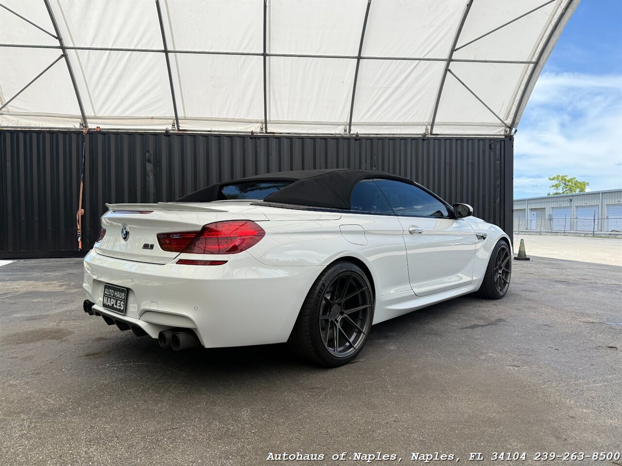 2016 BMW M6   - Photo 8 - Naples, FL 34104