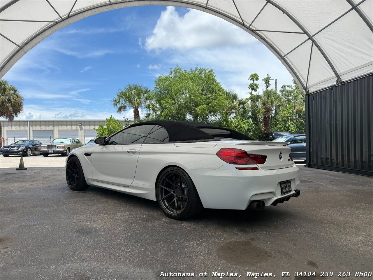 2016 BMW M6   - Photo 6 - Naples, FL 34104