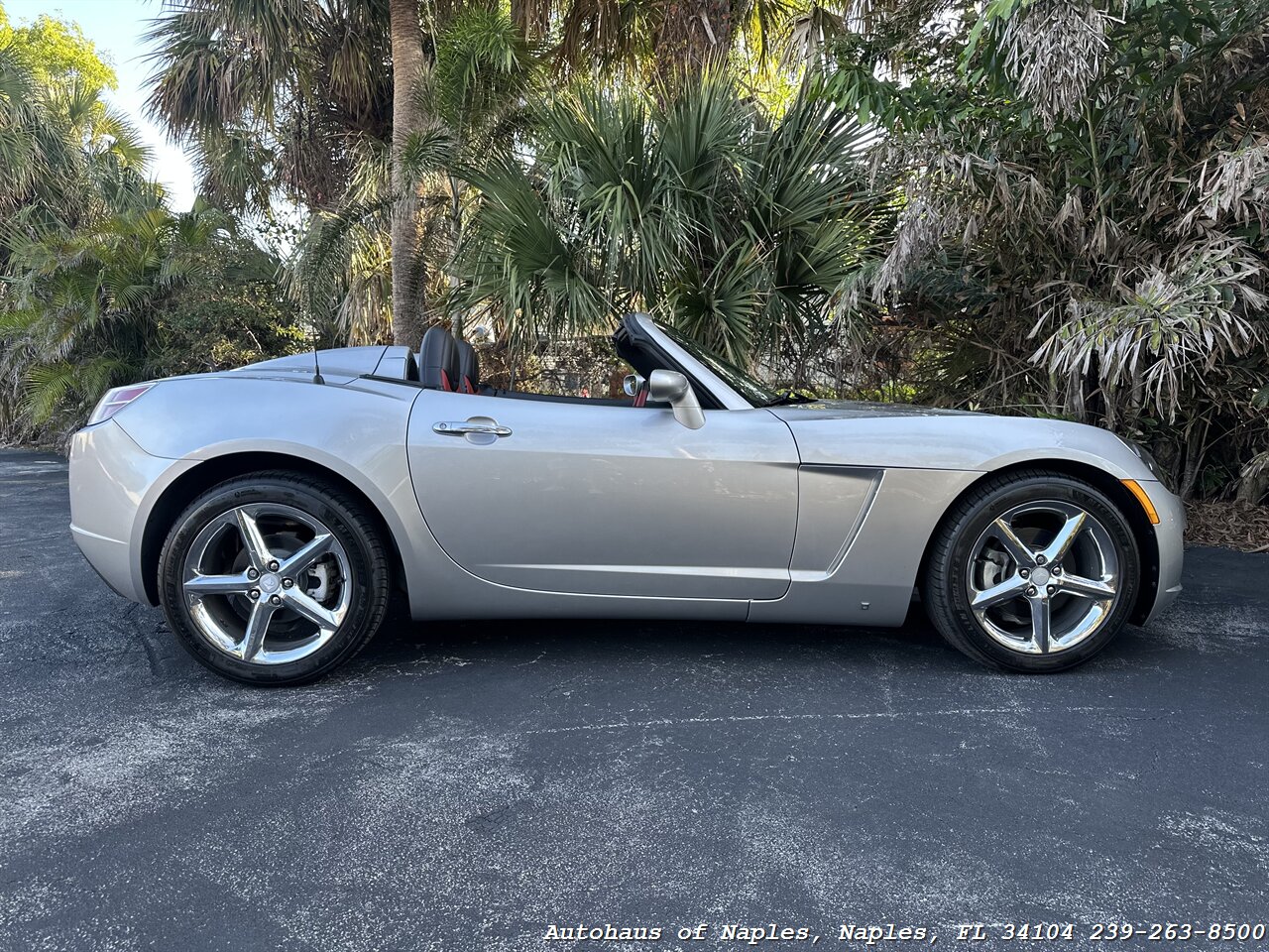 2007 Saturn SKY Red Line   - Photo 22 - Naples, FL 34104