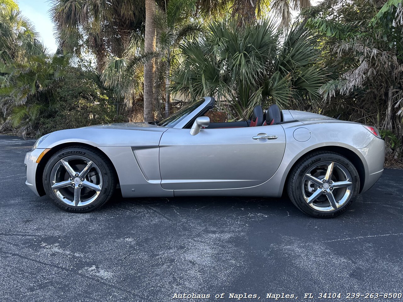 2007 Saturn SKY Red Line   - Photo 18 - Naples, FL 34104