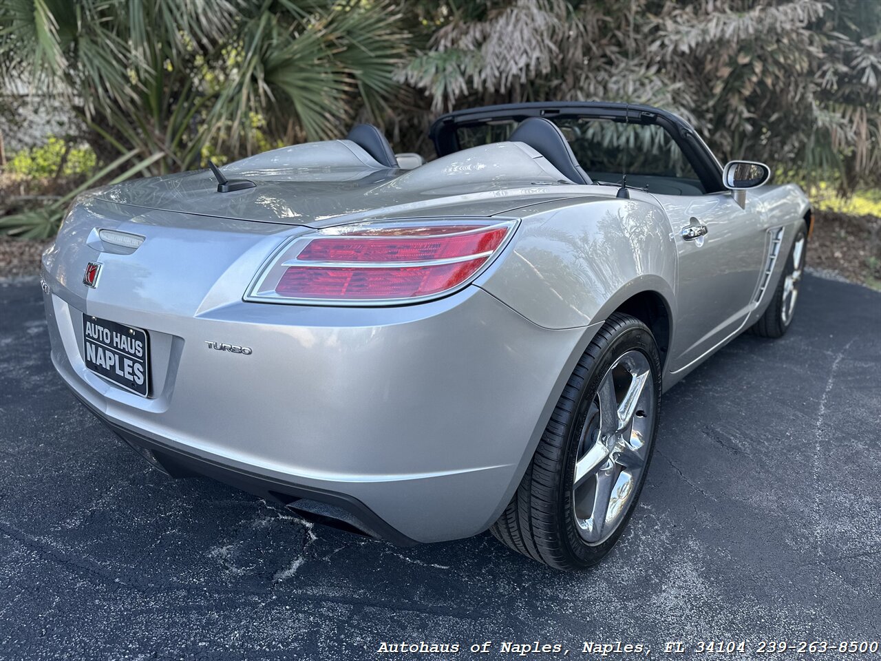 2007 Saturn SKY Red Line   - Photo 21 - Naples, FL 34104