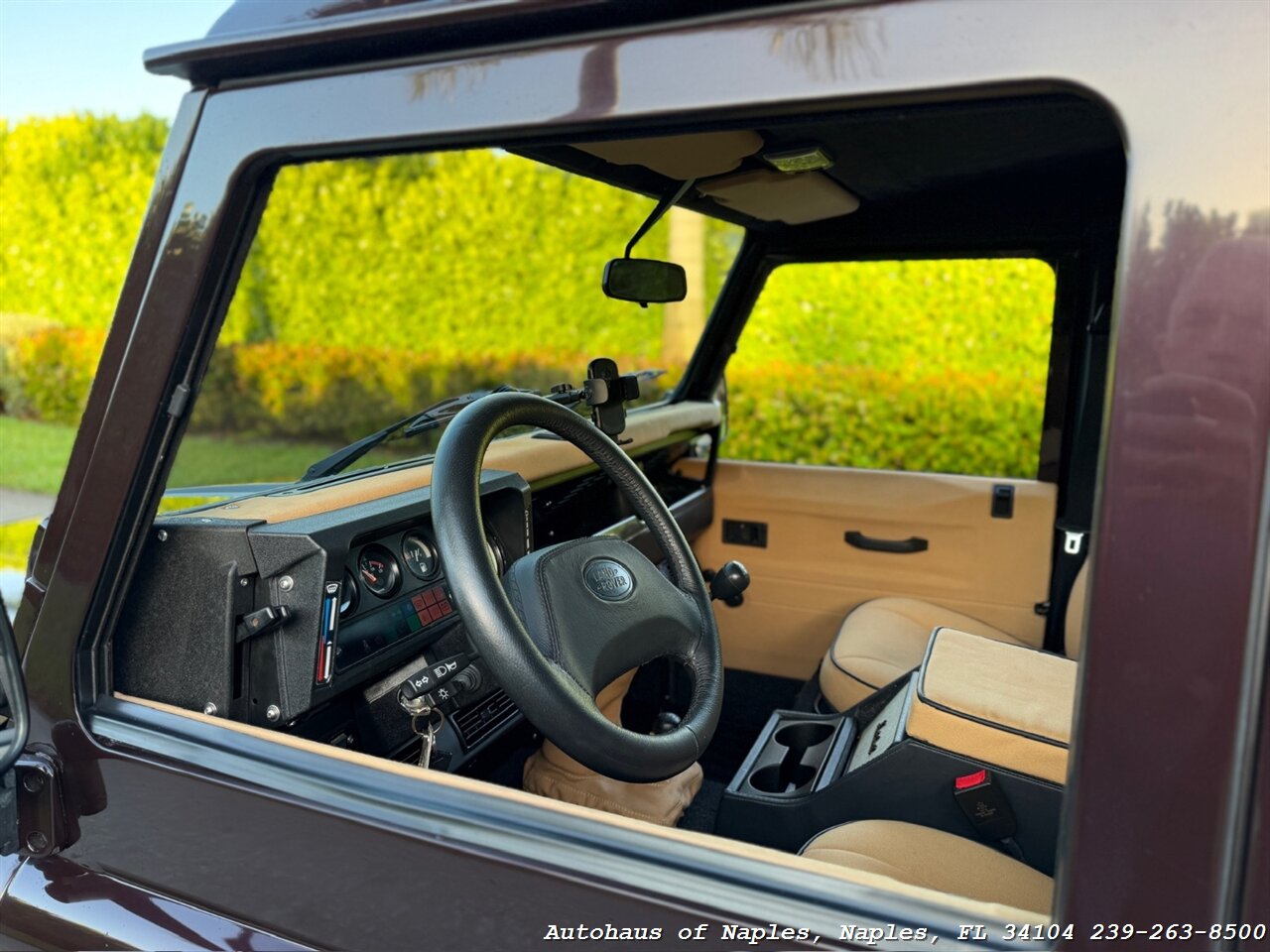1997 Land Rover Defender 110   - Photo 43 - Naples, FL 34104
