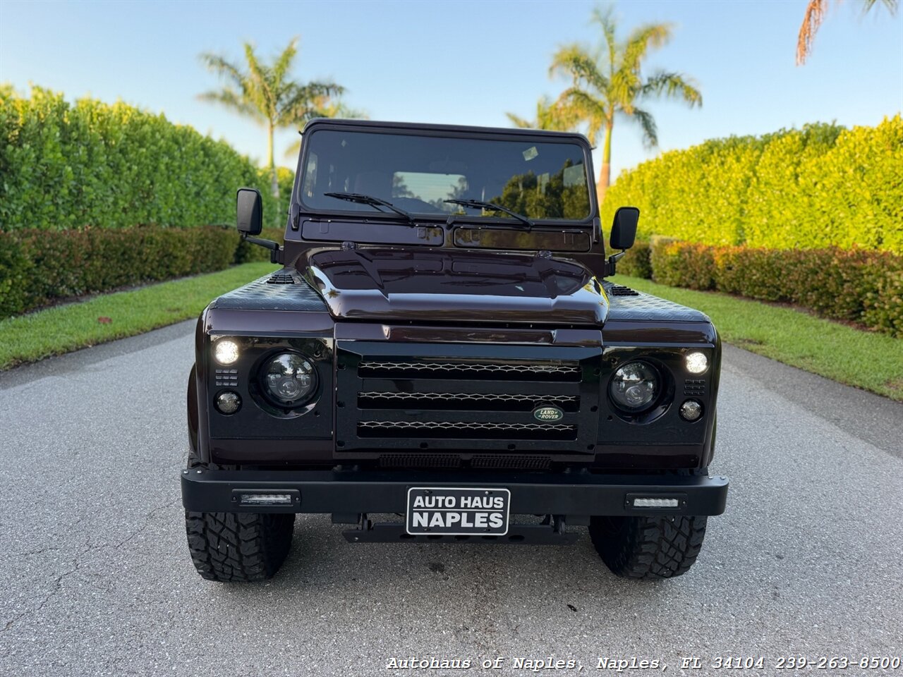 1997 Land Rover Defender 110   - Photo 8 - Naples, FL 34104