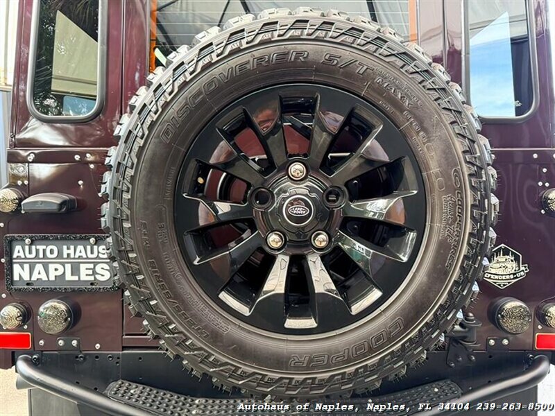 1997 Land Rover Defender 110 - Photo 15 - Naples, FL 34104