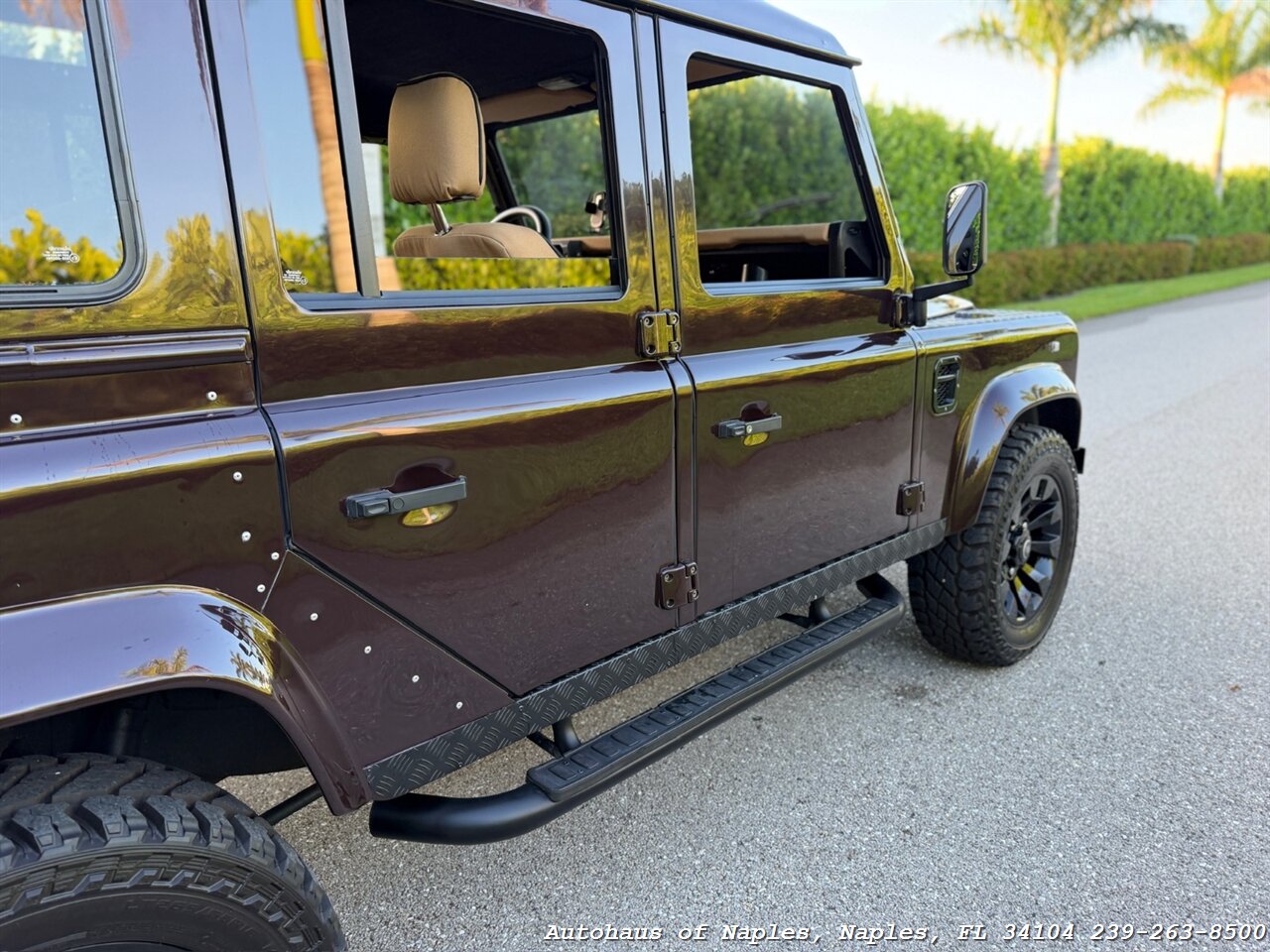 1997 Land Rover Defender 110   - Photo 22 - Naples, FL 34104