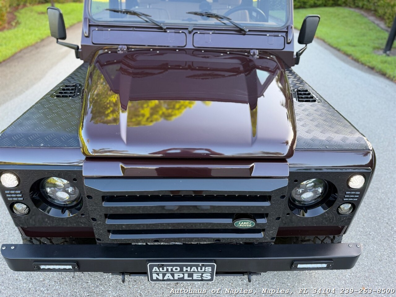 1997 Land Rover Defender 110   - Photo 77 - Naples, FL 34104