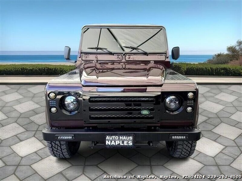 1997 Land Rover Defender 110   - Photo 3 - Naples, FL 34104