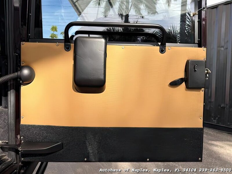 1997 Land Rover Defender 110 - Photo 40 - Naples, FL 34104