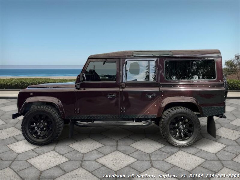 1997 Land Rover Defender 110 - Photo 5 - Naples, FL 34104