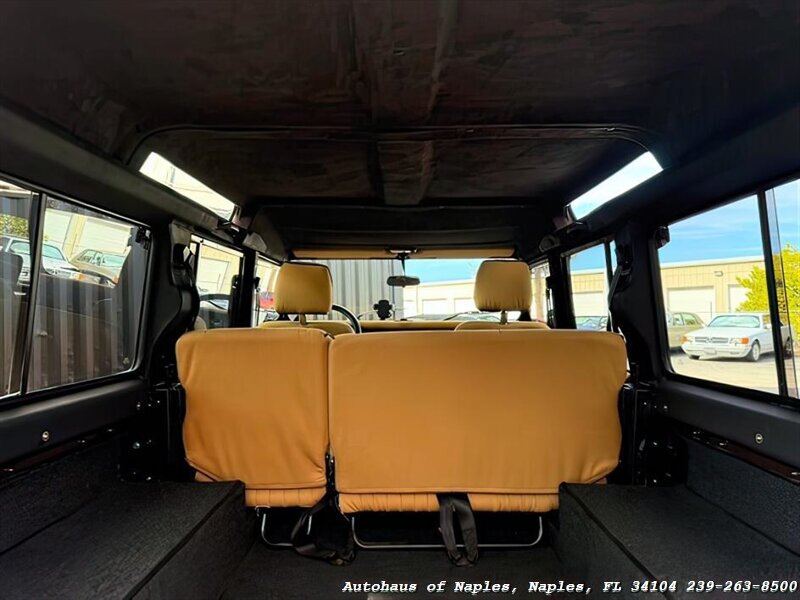 1997 Land Rover Defender 110 - Photo 37 - Naples, FL 34104