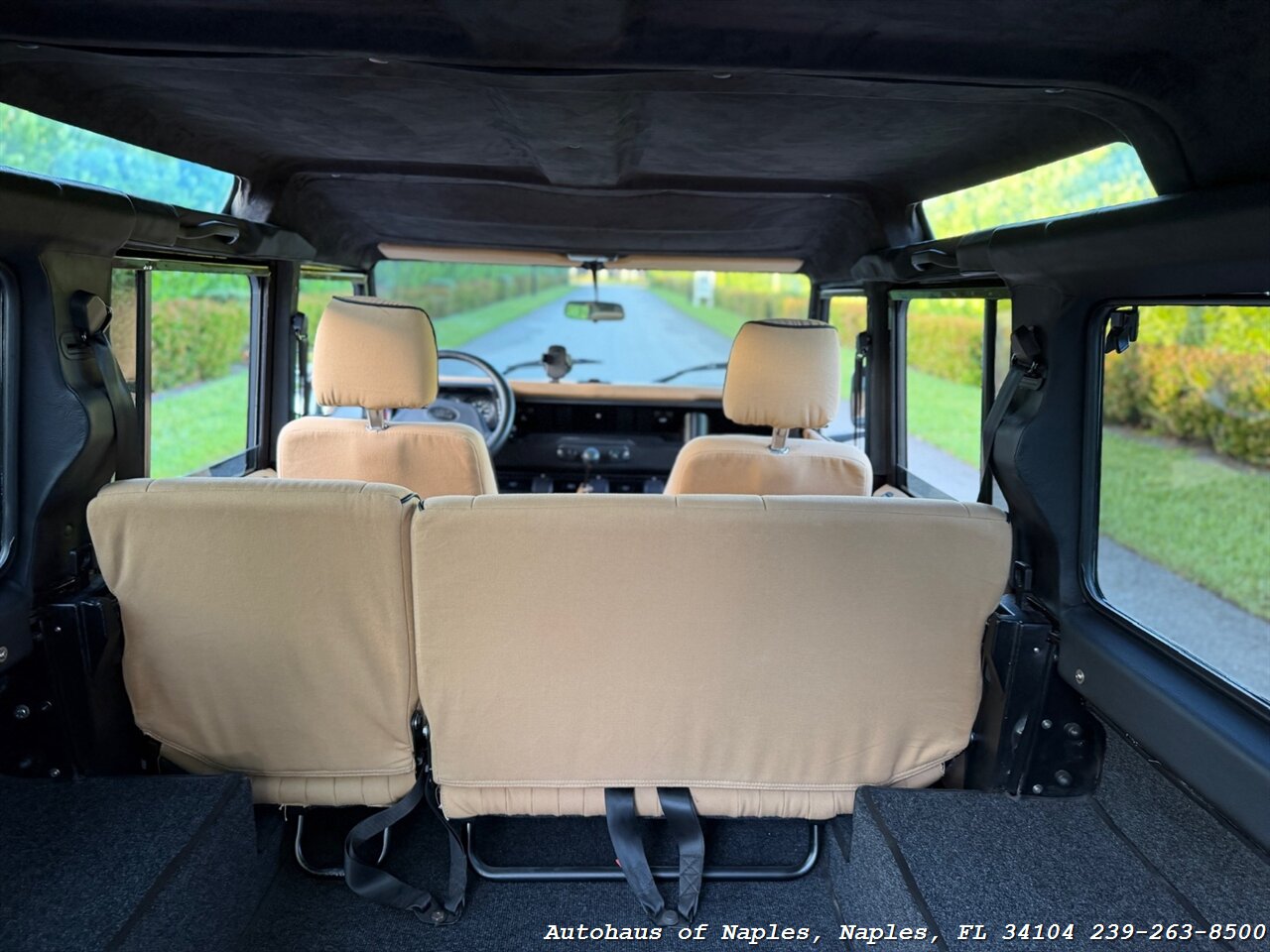 1997 Land Rover Defender 110   - Photo 71 - Naples, FL 34104