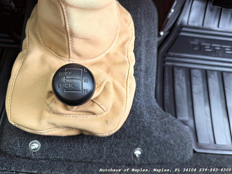 1997 Land Rover Defender 110 - Photo 53 - Naples, FL 34104