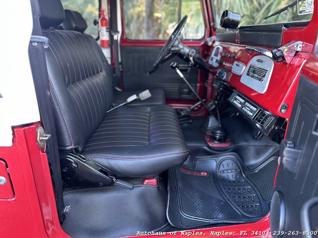 1960 Toyota Land Cruiser FJ25   - Photo 45 - Naples, FL 34104