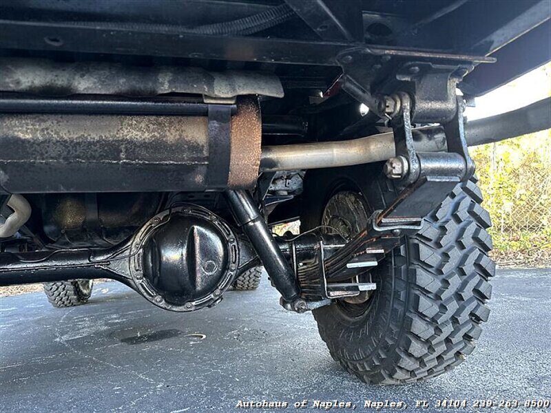 1960 Toyota Land Cruiser FJ25 - Photo 23 - Naples, FL 34104