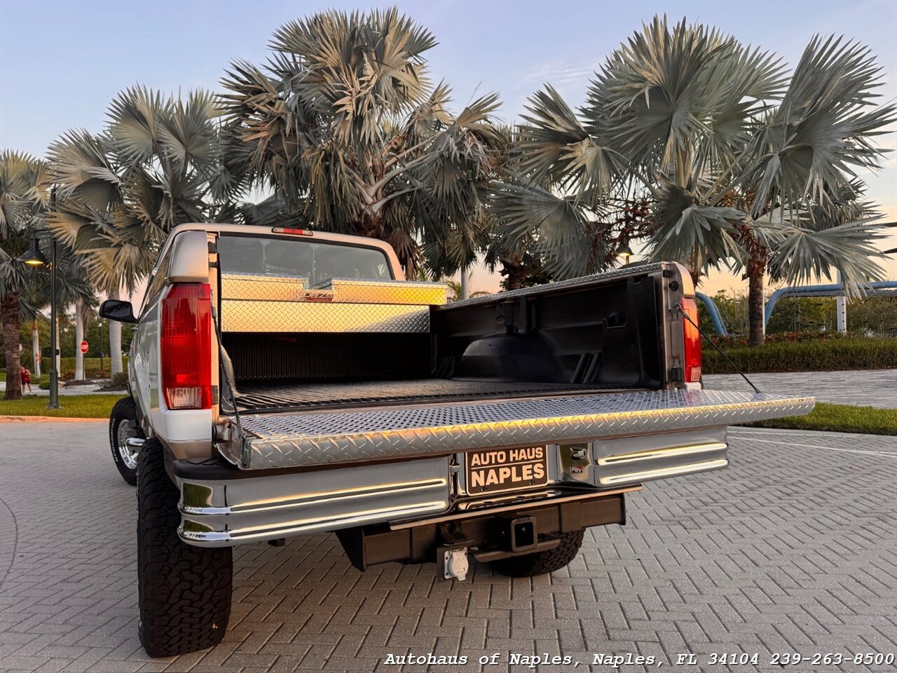 1997 Ford F-250 XL - Photo 9 - Naples, FL 34104