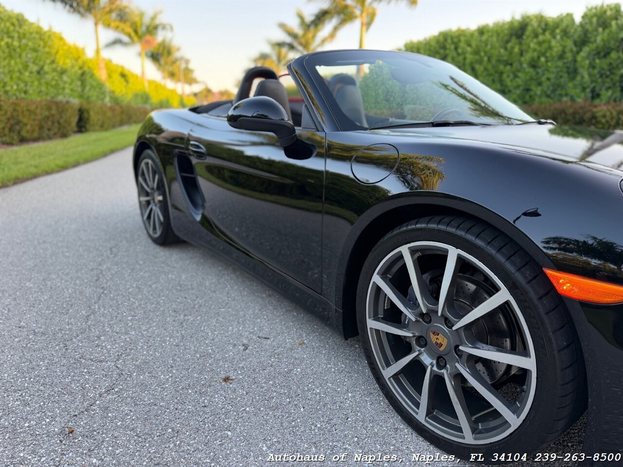 2015 Porsche Boxster   - Photo 5 - Naples, FL 34104