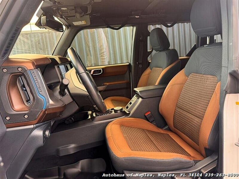 2021 Ford Bronco   - Photo 9 - Naples, FL 34104