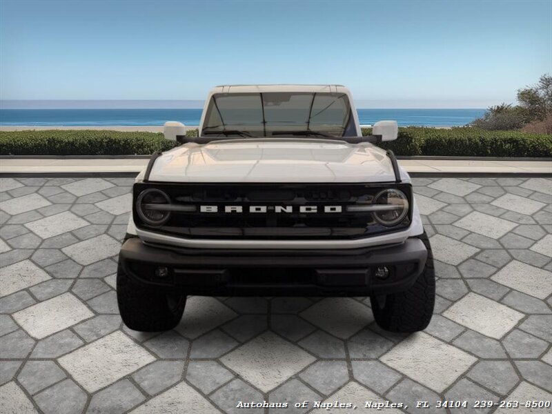 2021 Ford Bronco   - Photo 3 - Naples, FL 34104