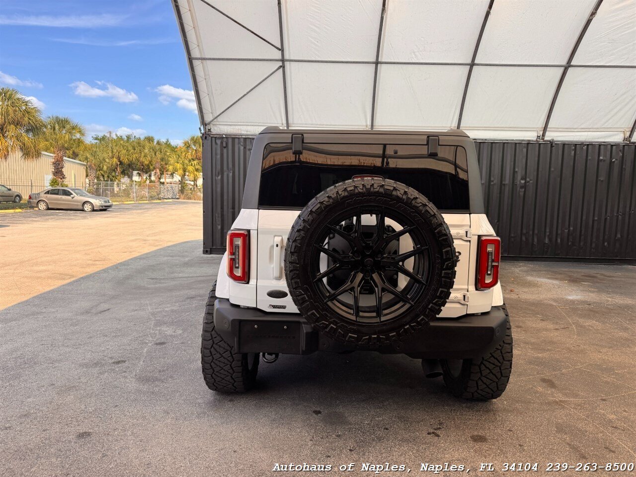 2021 Ford Bronco - Photo 8 - Naples, FL 34104