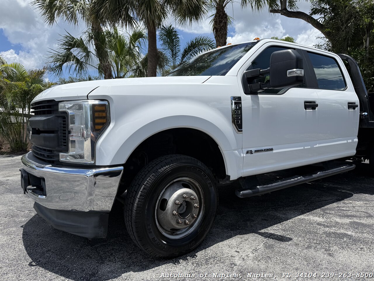 2019 Ford F-350 Super Duty XL - Photo 4 - Naples, FL 34104