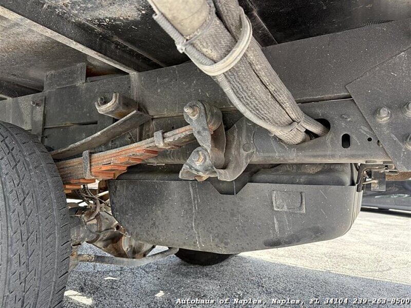 2019 Ford F-350 Super Duty XL   - Photo 12 - Naples, FL 34104
