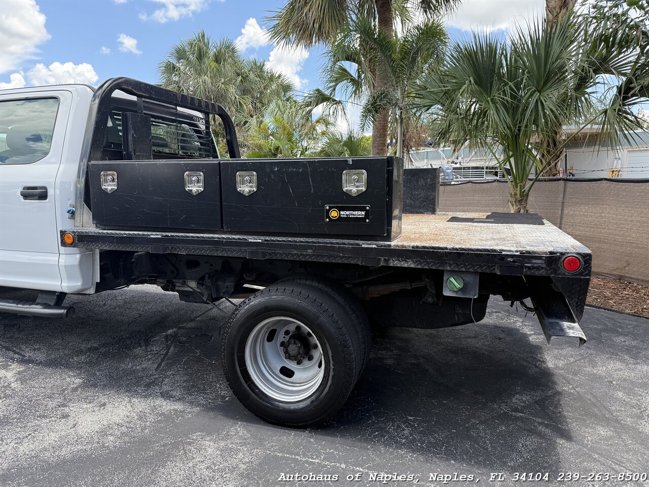 2019 Ford F-350 Super Duty XL - Photo 6 - Naples, FL 34104