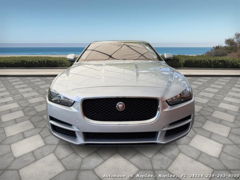 2018 Jaguar XE 25t Prestige - Photo 3 - Naples, FL 34104