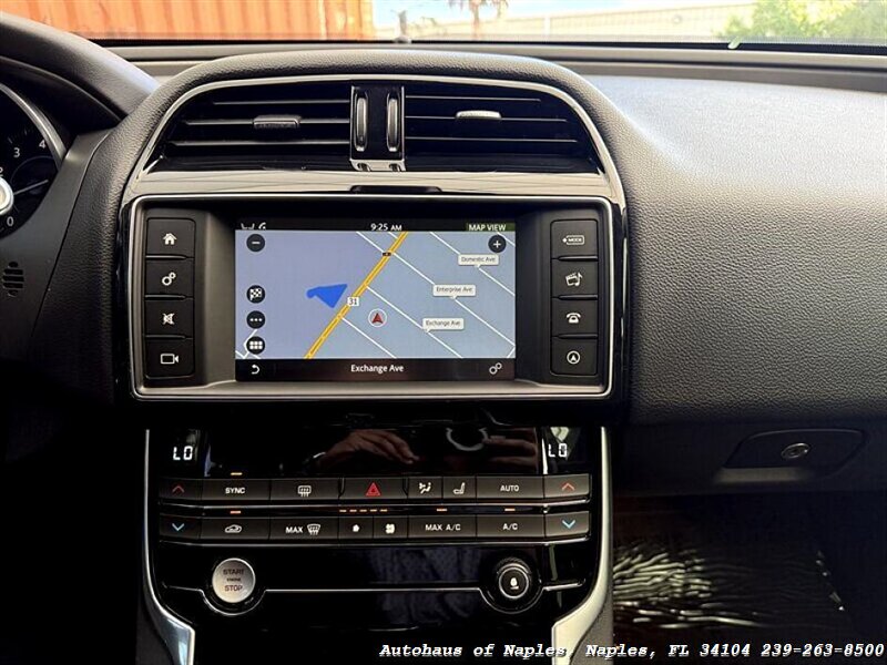 2018 Jaguar XE 25t Prestige   - Photo 40 - Naples, FL 34104