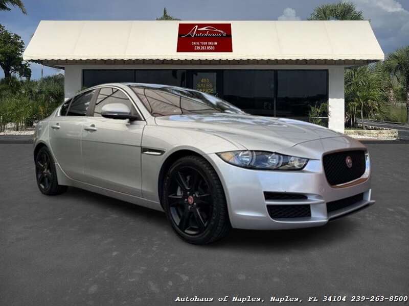 2018 Jaguar XE 25t Prestige   - Photo 1 - Naples, FL 34104