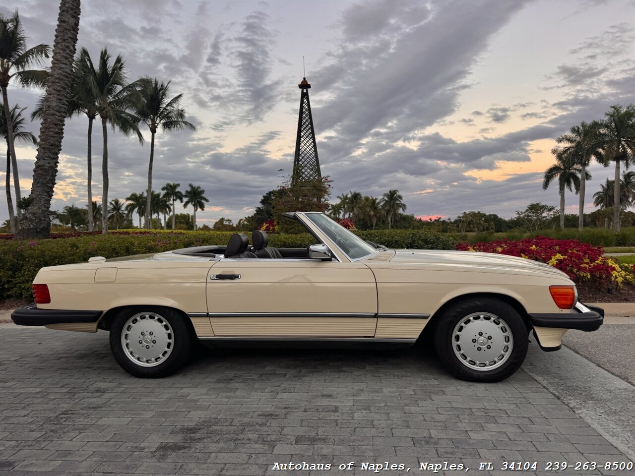 1988 Mercedes-Benz 560 SL - Photo 5 - Naples, FL 34104