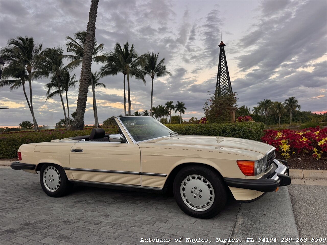 1988 Mercedes-Benz 560 SL - Photo 4 - Naples, FL 34104