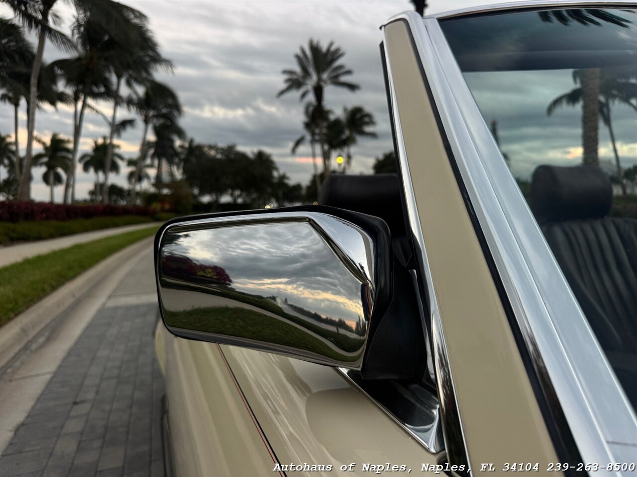 1988 Mercedes-Benz 560 SL - Photo 43 - Naples, FL 34104